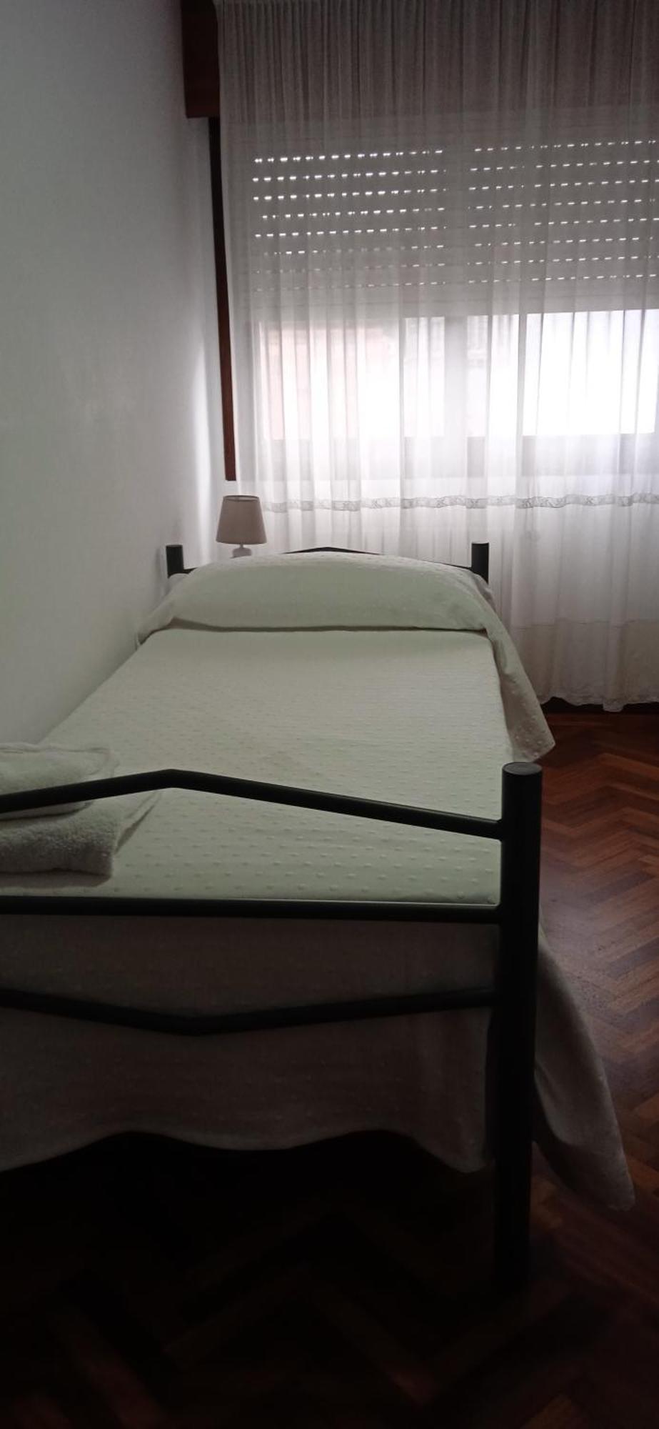 Pension La Plaza Betanzos Exterior photo